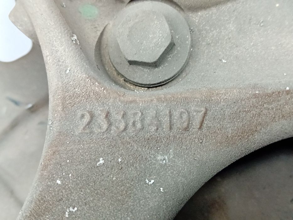 Manga de eixo frente esquerda OPEL Insignia B Grand Sport (Z18)