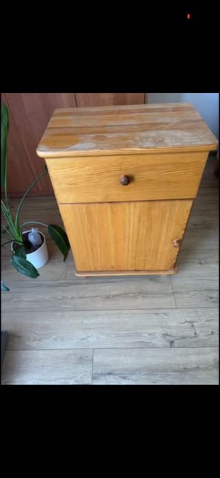 Solidna komodar z litego drewna sosnowego - 59x40x80 cm