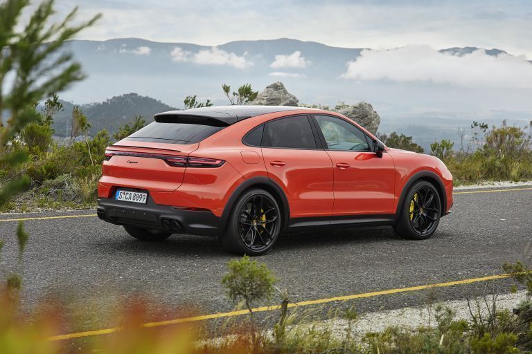 Porsche Cayenne Coupé E-Hybrid foto 3