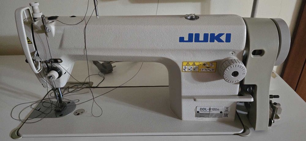 Maquina de costura profissional eletrica