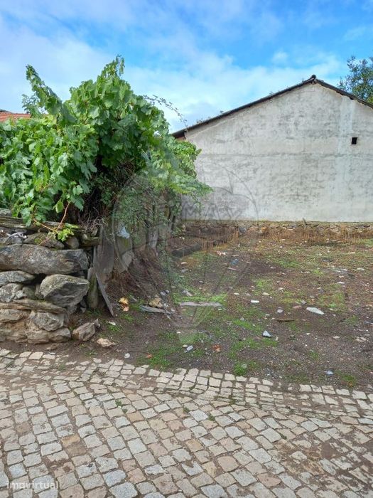 Moradia T2 para venda
