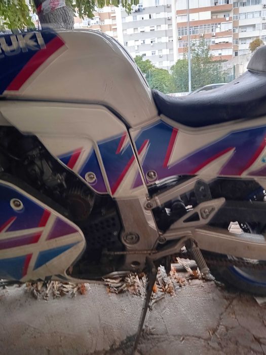 Suzuki Gsx 750 R de 1992 para peças.