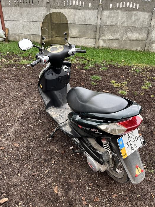 Скутер 150 кубов