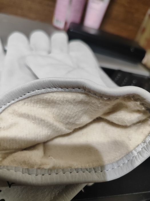 Кожаные перчатки для работ