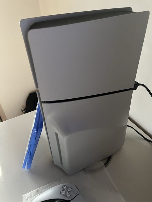 PS5 slim 1TB (édição standard)