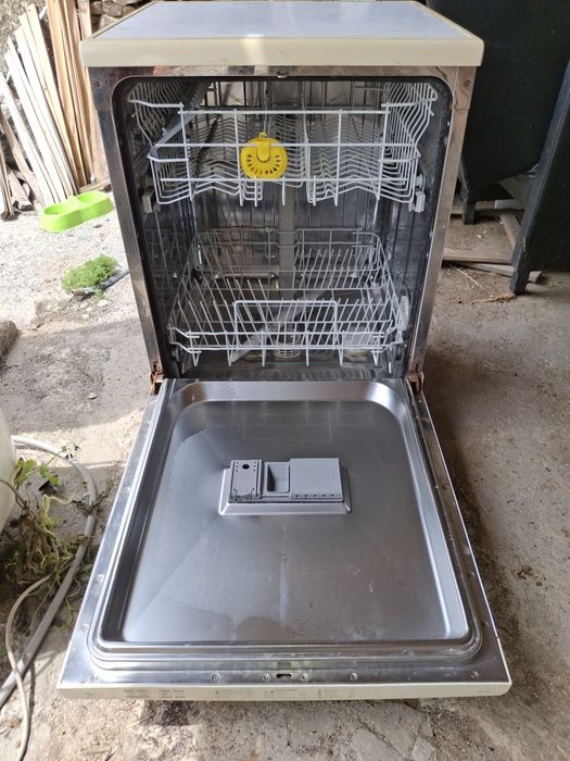 Vendo Maquina de Lavar Louça