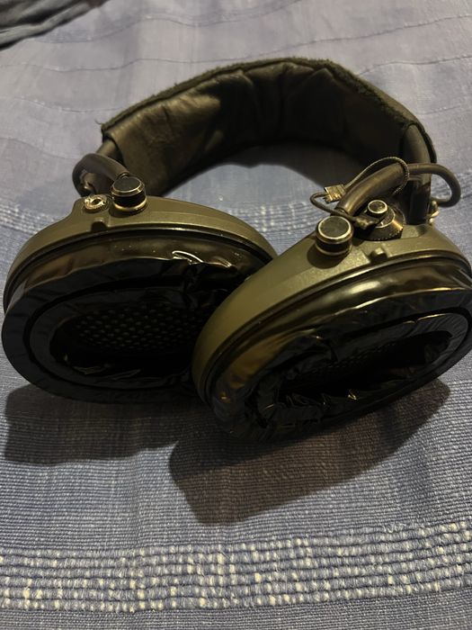 Активные наушники SWATCOM