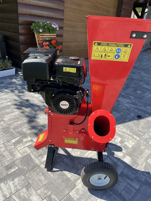 rębak  rozdrabniacz spalinowy 13km