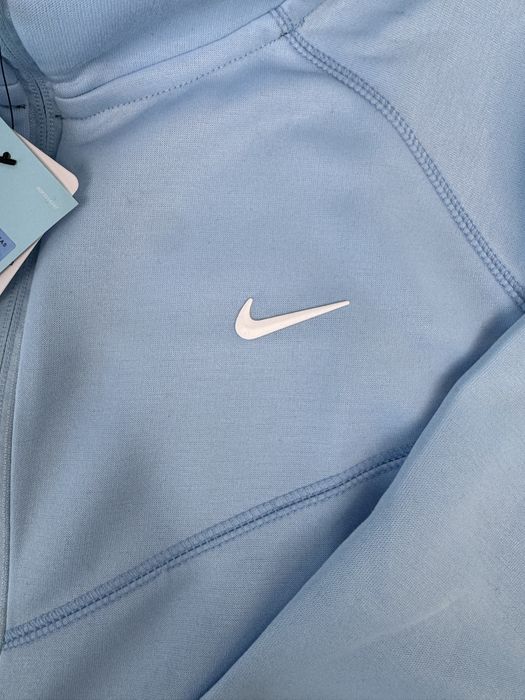 Nike Nocta Синього кольору