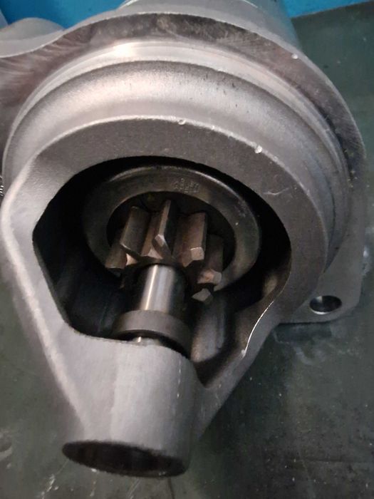 vendo motor arranque  novo