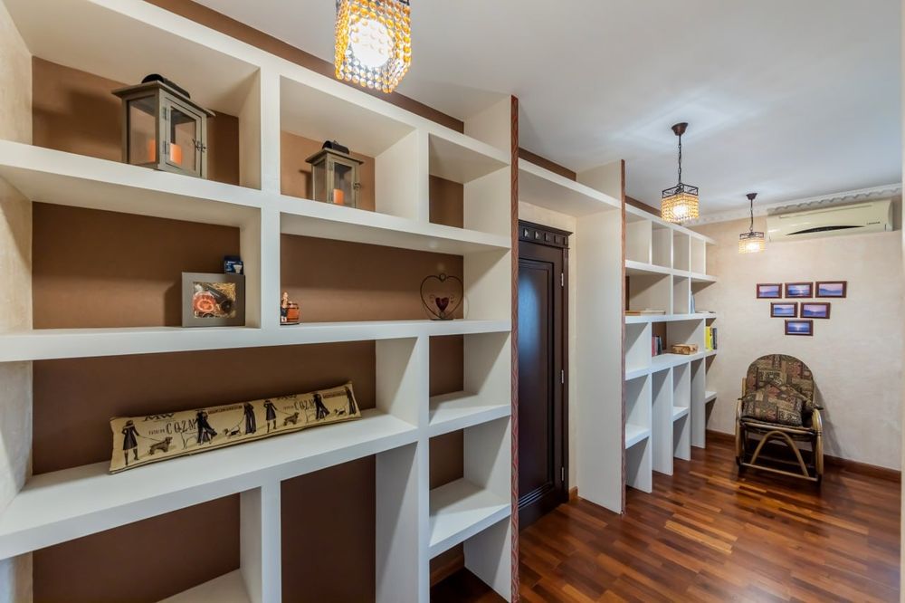 Мала Олександрівка, КМ Зелений Гай, 3пов.котедж 350м.кв.з 2 басейнами