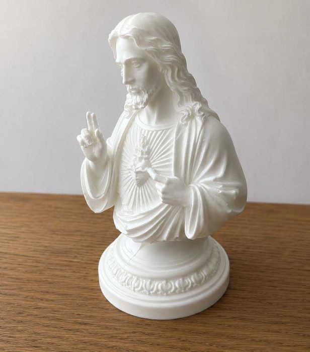 Estátua Sagrado Coração de Jesus