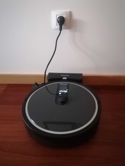 Aspirador Robot Vacuum Cleaner Marca Miele