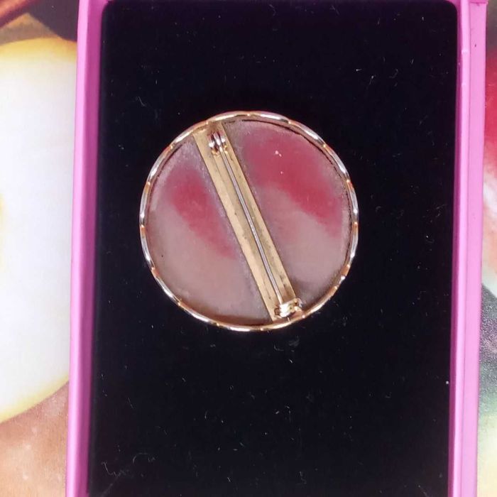 Винтажная брошь камея