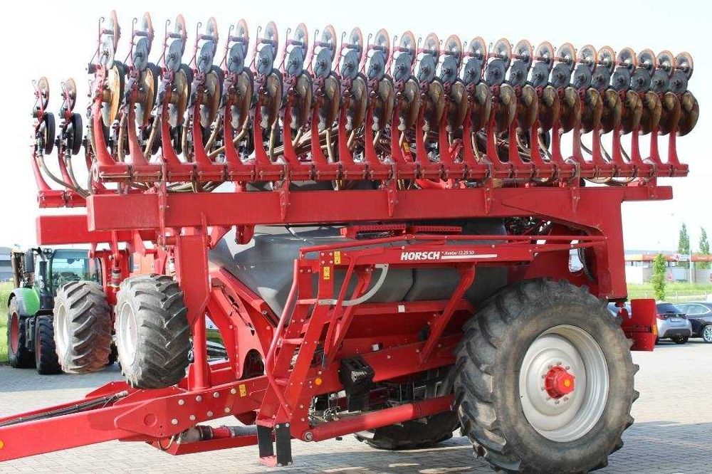 Horsch Avatar 12.25 SD