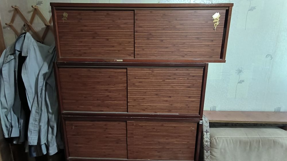 Настенные полки под дерево