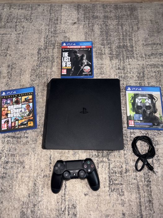 Konsola playstation4 +pad+kabel+3gry