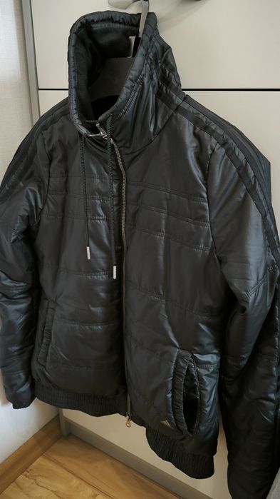 Женская куртка Adidas
