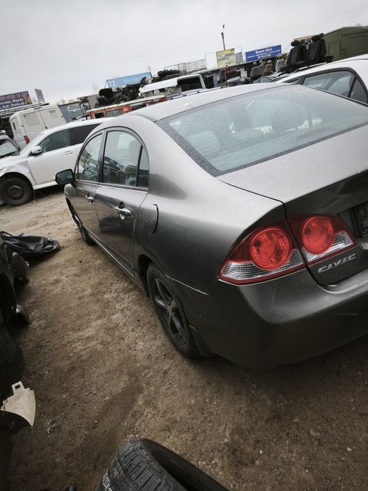 Разборка,шрот,запчастини хонда цивик 4d honda civic