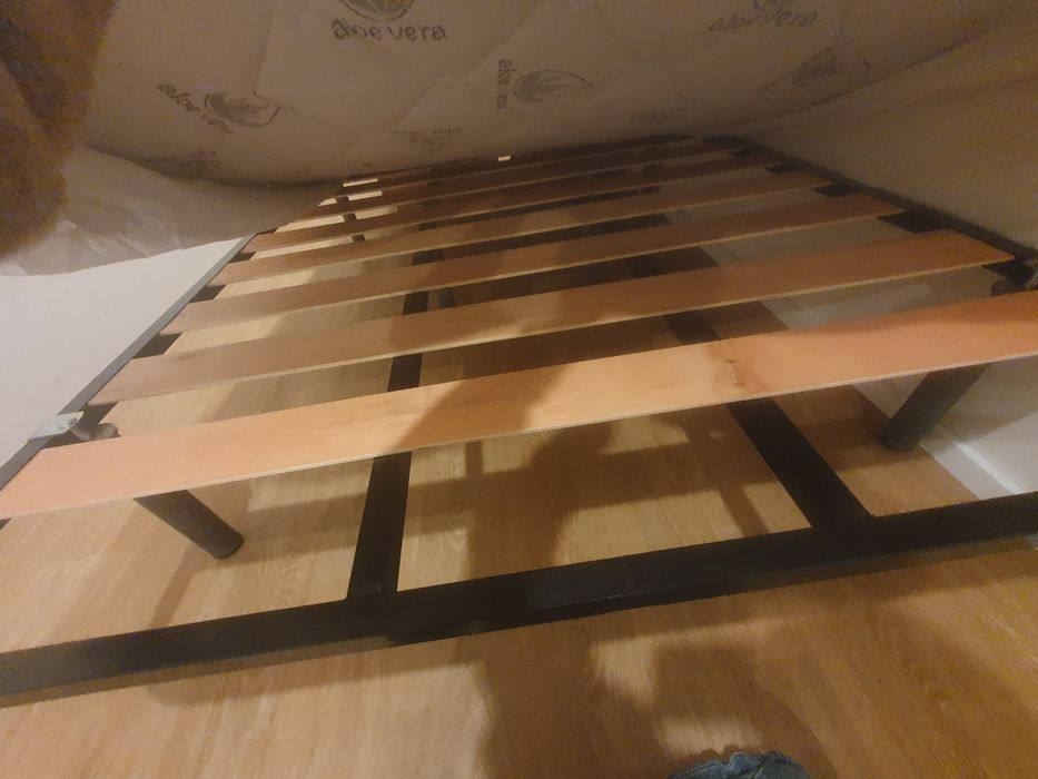 Estrado com pés 135 x 200