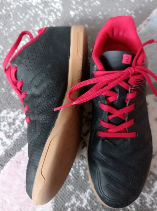 Buty Decathlon halówki