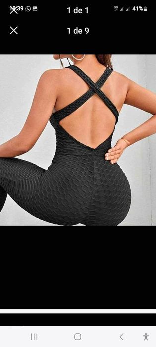 Macacão tipo legging de relevo