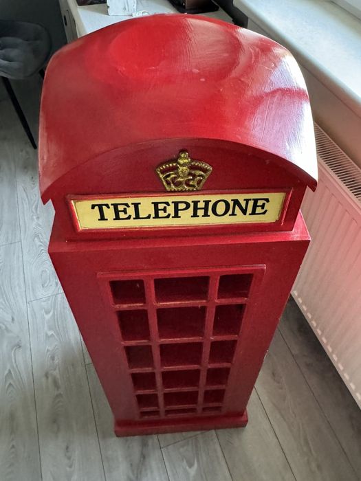 Телефонна будка