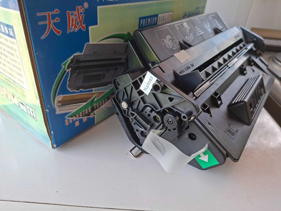 Продам картридж HP C4096A