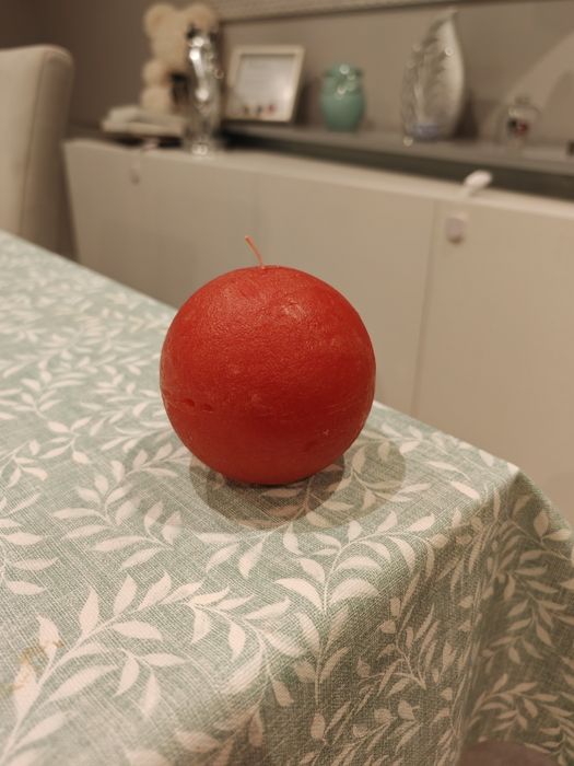 Peças decorativas vermelho + capas de almofada + vela