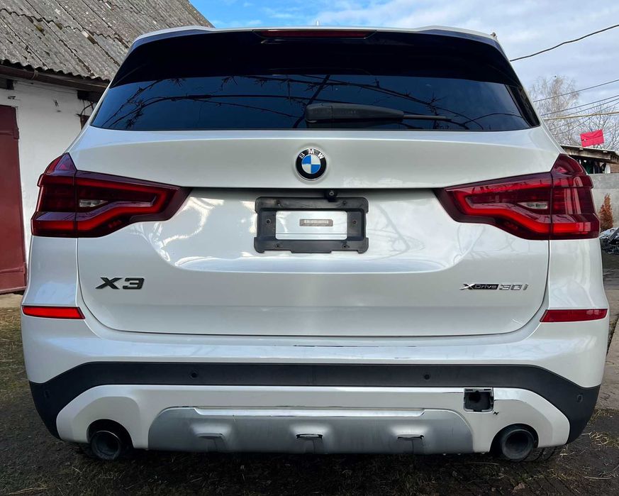 кришка багажника BMW X3 G01 колір а96 біла перламутр