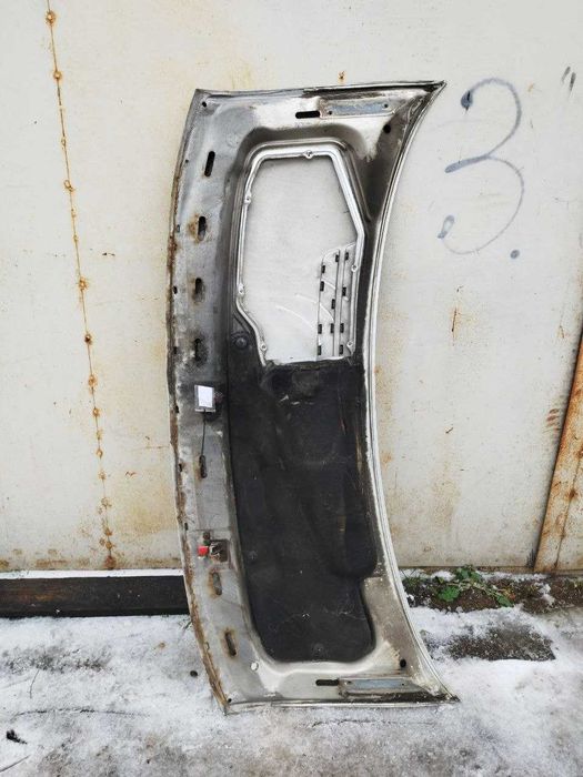 Капот Mercedes Vito 638, є варіанти
