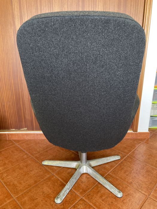 Poltrona IKEA Karlstad – Preta, Bom Estado