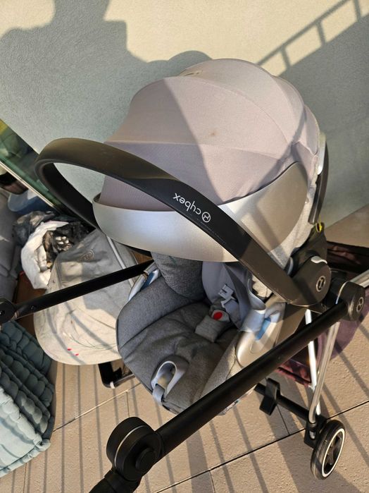 Cybex Koi – carrinho, cadeira auto + saco novo (chassis oferta)
