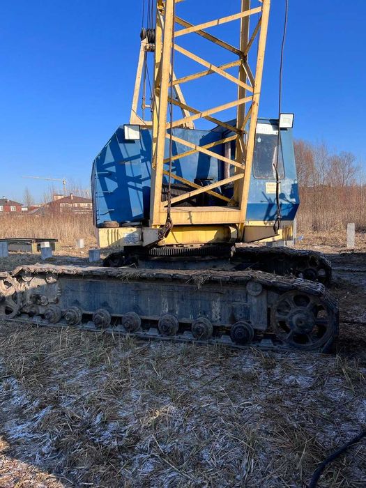 Гусеничний кран МКГ, РДК, ДЕК, СКГ, КС послуги