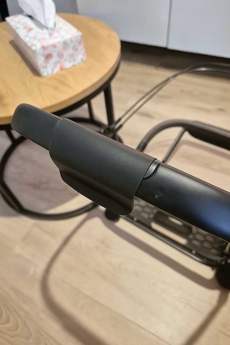 Rączka Cybex. Uchwyt oparcia Priam Balios Mios. Czarny