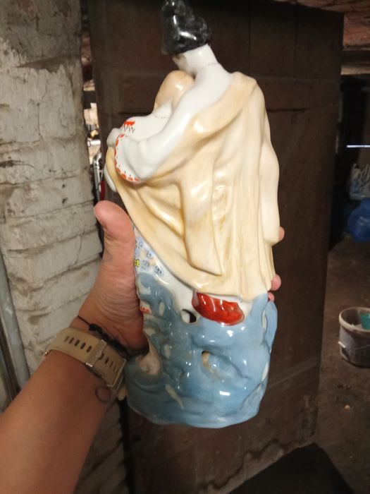 Figurka porcelana Połonne noc majowa