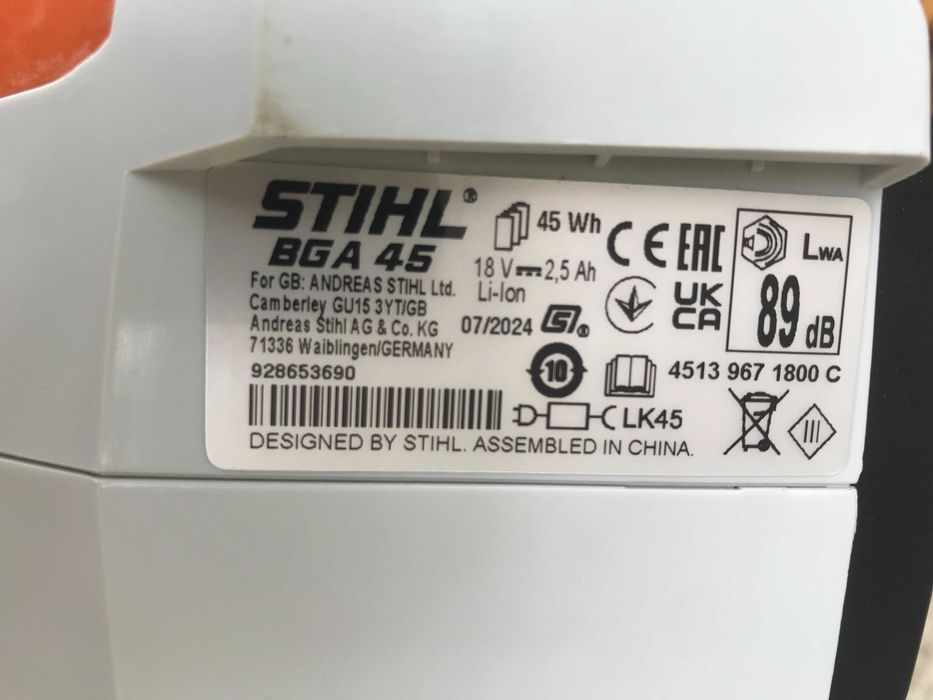 Повітродувка акумуляторна STIHL BGA 45 з Англії