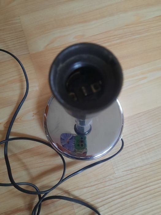 Lampa metalowa chrom stojąca niska