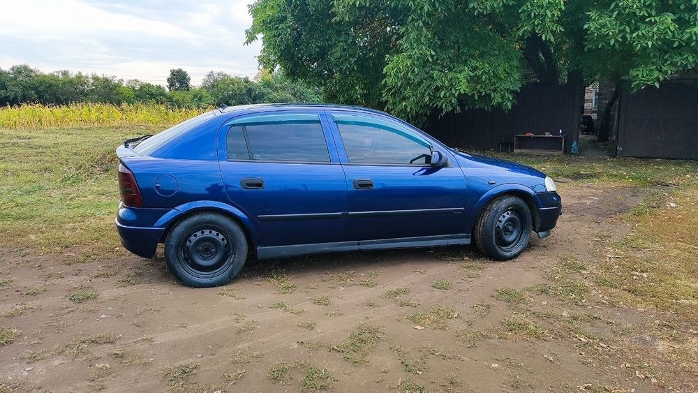 Продам Опель Астра 1.7 ТДІ