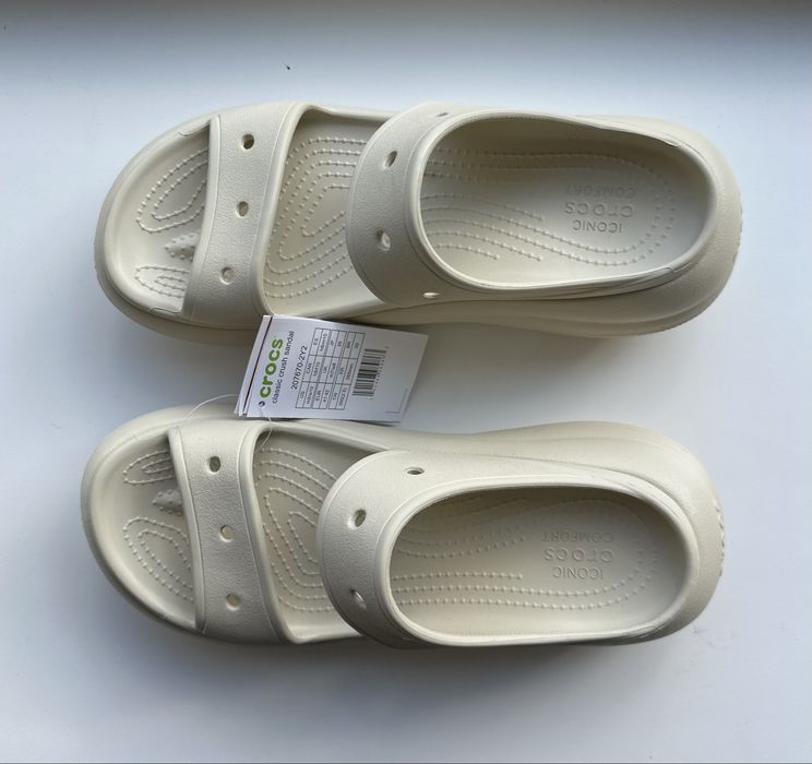 Crocs Classic Crush Sandal жіночі шльопанці 41 розмір