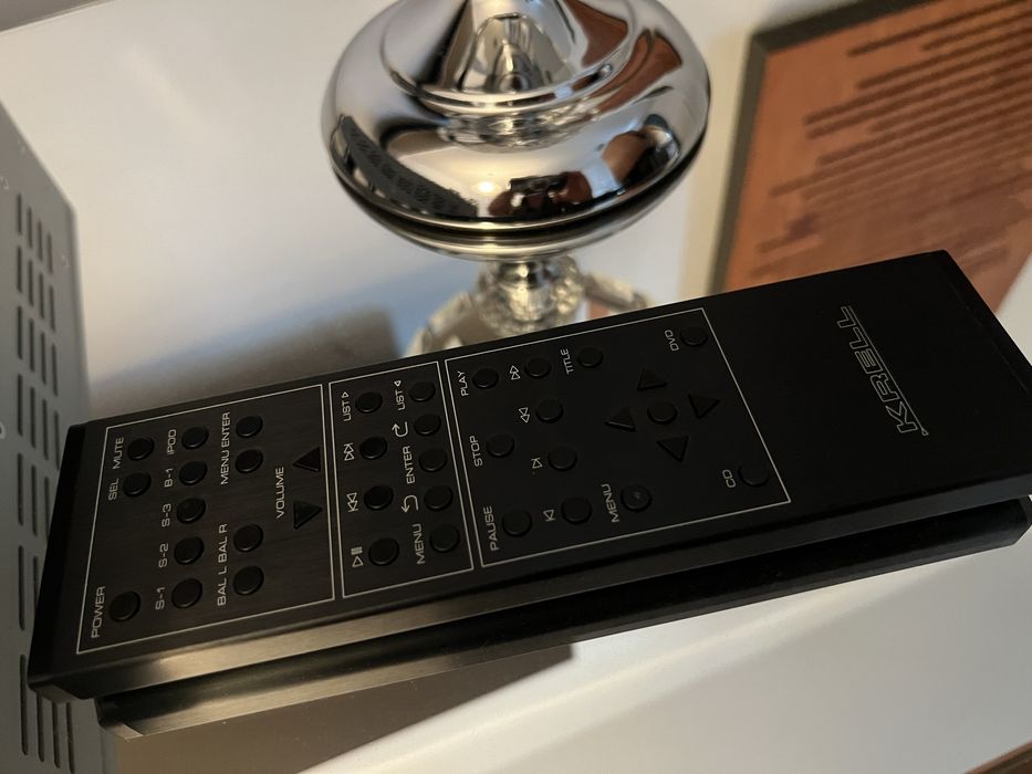 Wzmacniacz Krell S300i stan kolekcjonerski