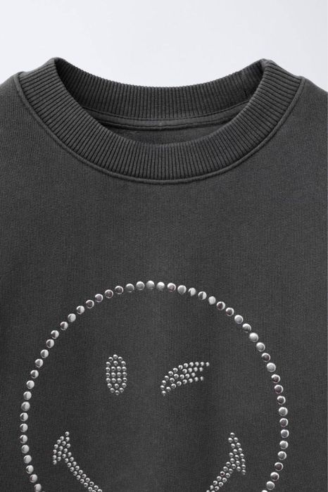 Світшот із заклепкамм smileyworld zara