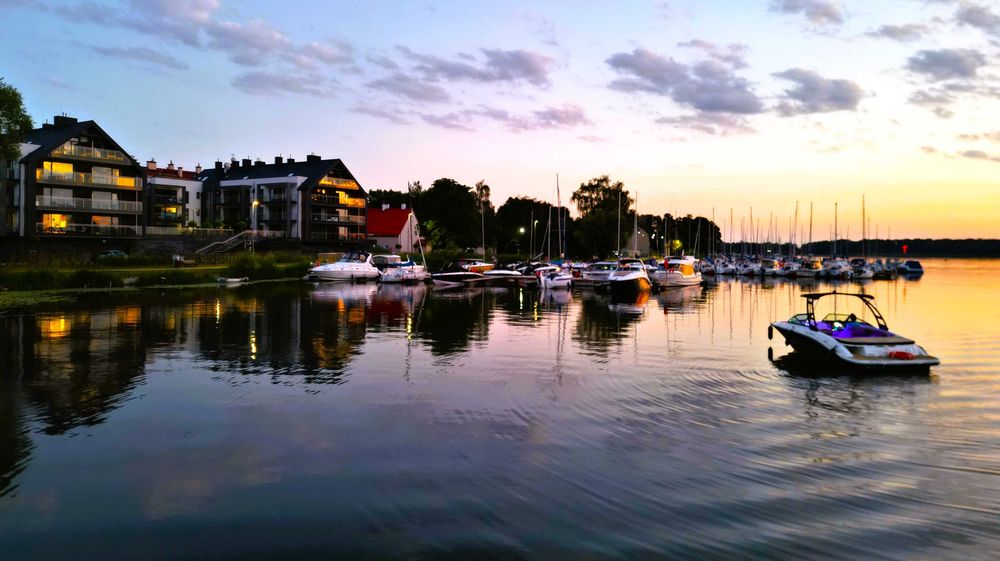 Marina Ostróda III - widok na jezioro, garaż, klima, wanna i prysznic