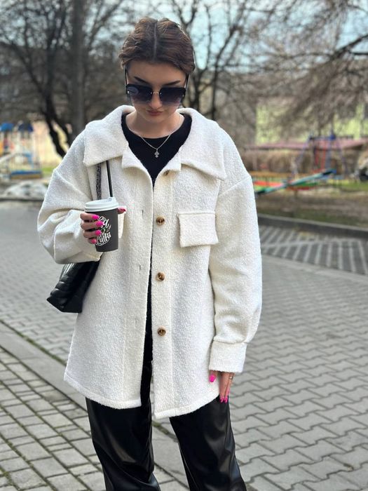 Сорочка тепла білого кольору