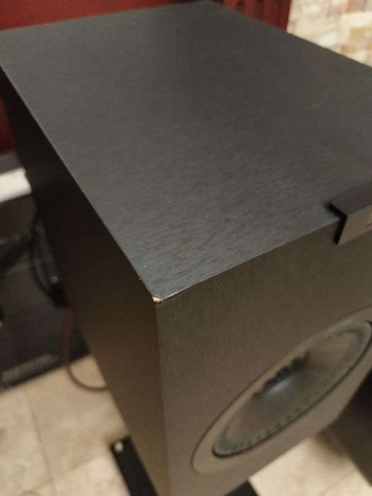 KEF Q3 meta black - полична HI-FI акустика