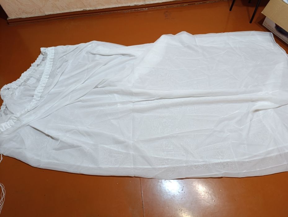 Біло- молочна тюль