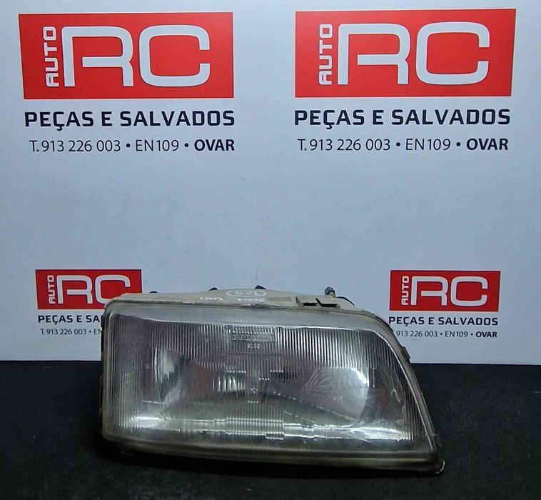 Ótica / Farol Direito FIAT DUCATO Caixa (244_) ano 2001