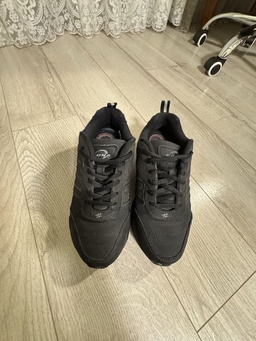 Кросівки , кроссовки Bona, 37р. 23см