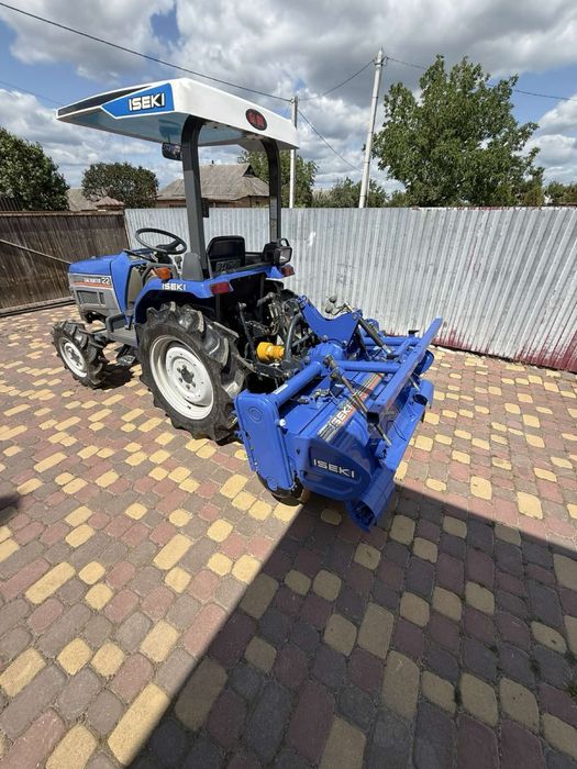 Японский трактор ISEKI SIAL HUNTER 22 — сел и поехал. Состояние огонь