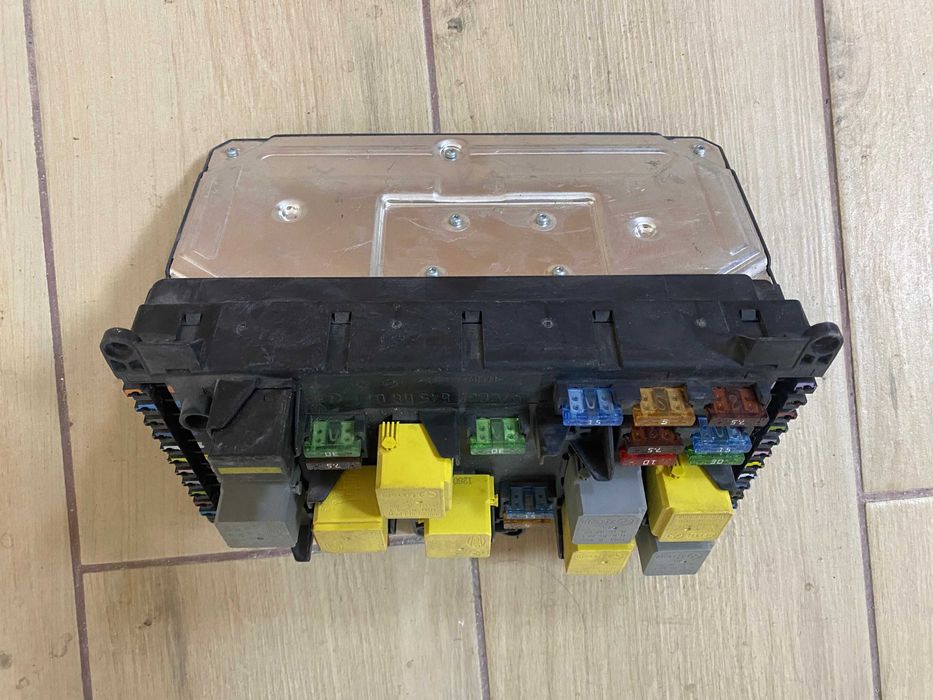 Блок комфорту SAM 6399005400 + блок запобіжників 6395450801  Vito W639